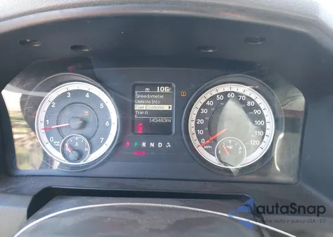 2013 Ram 1500 Express z USA, uszkodzony, nr VIN 1C6RR7KT0DS605411